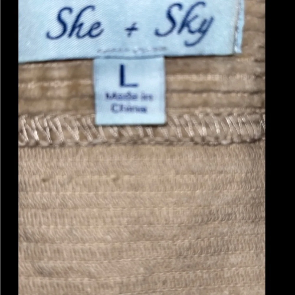 She + Sky tan size large jr - Picture 3 of 3